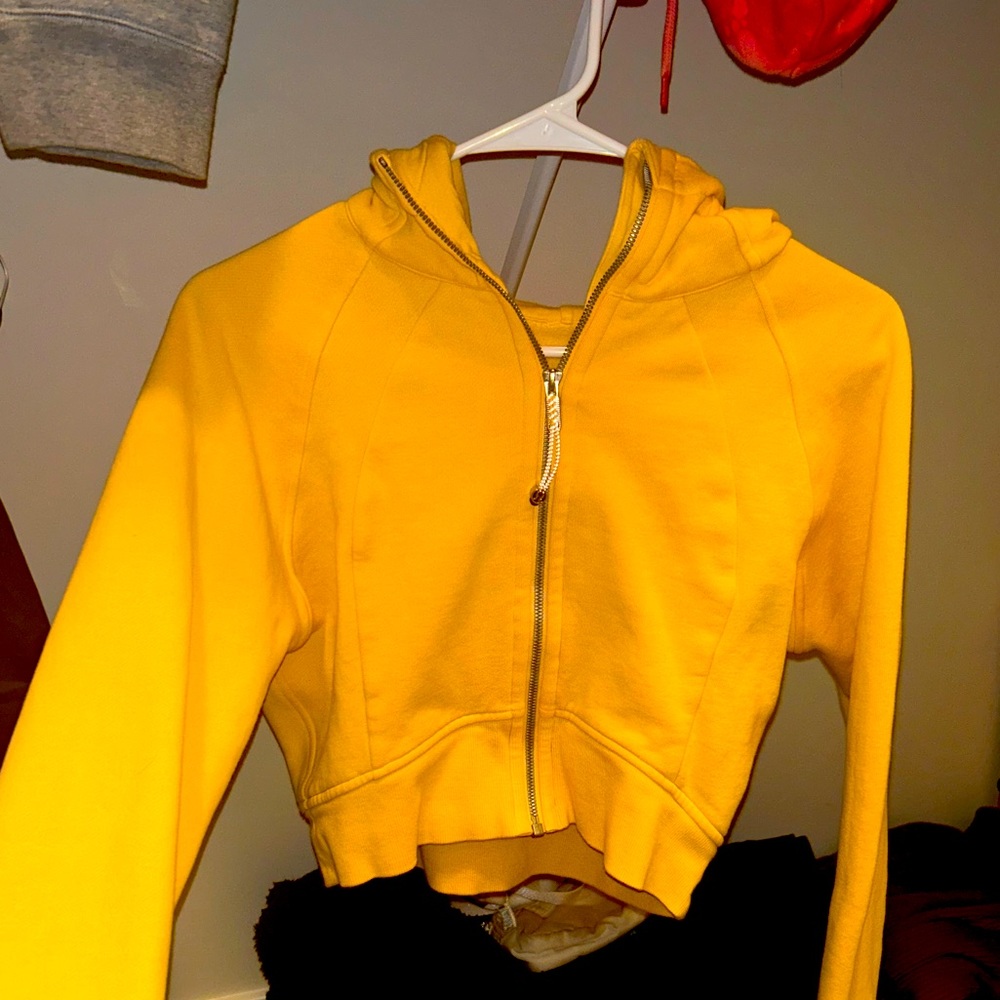 Lululemon Cropped Scuba Full Zip Size 8